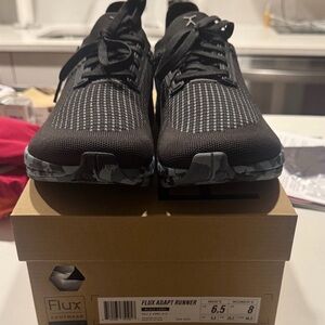Flux Adapt Runner Black Athletic Shoes